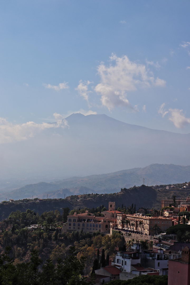 Taormina az Etnával